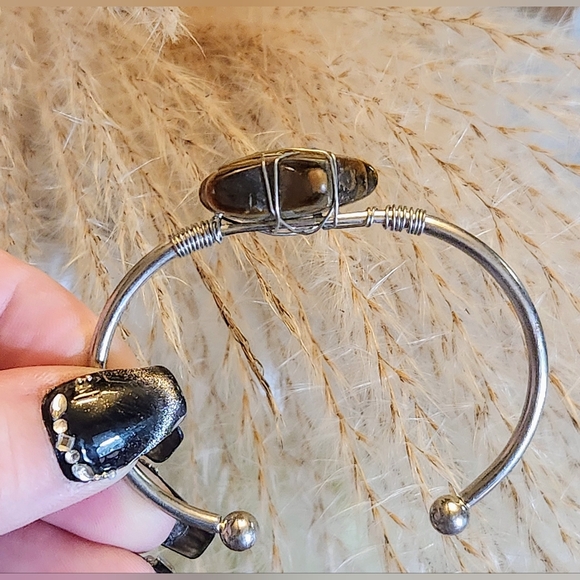 Tigers Eye Bangle Bracelet. Crystal Jewlery - Picture 5 of 6